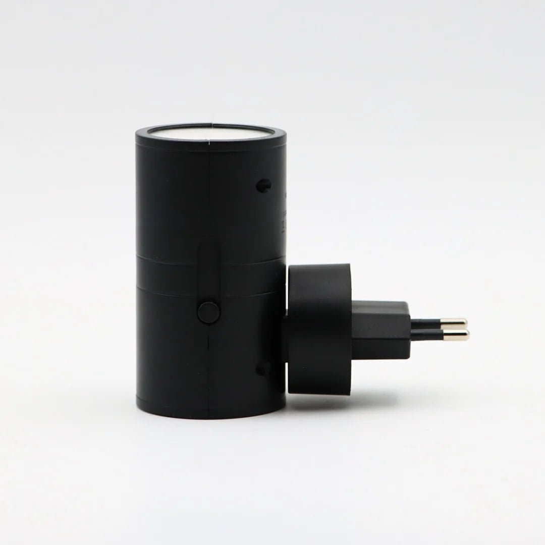 Velunde | Aplique LED Enchufable Regulable con Sensor - StilfulltNegroVelunde | Aplique LED Enchufable Regulable con Sensor