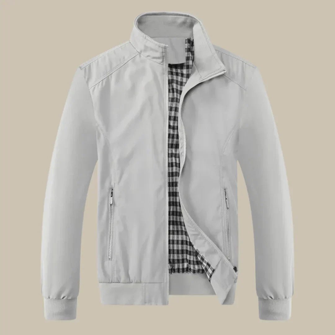 Viggo | Let Minimalistisk Overgangsjakke med Høj Krave - StilfulltMen's jacketsSKU_1785738421162_495SortSViggo | Let Minimalistisk Overgangsjakke med Høj Krave