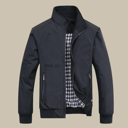 Viggo | Let Minimalistisk Overgangsjakke med Høj Krave - StilfulltMen's jacketsSKU_1785738421162_495SortSViggo | Let Minimalistisk Overgangsjakke med Høj Krave