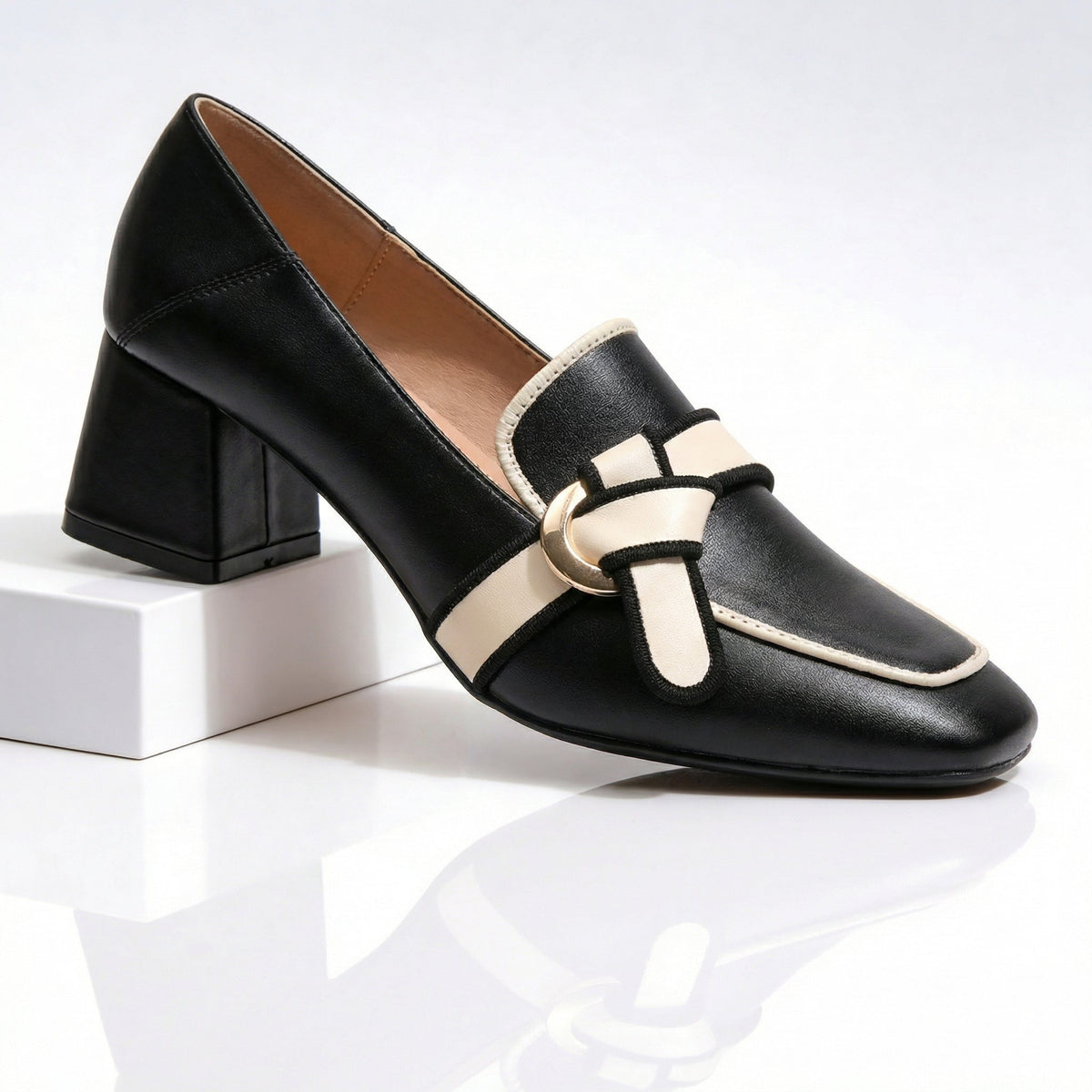 Vivienne | Mocasines de Piel con Tacón y Ribete en Contraste - StilfulltWomen's shoesNegro3Vivienne | Mocasines de Piel con Tacón y Ribete en Contraste