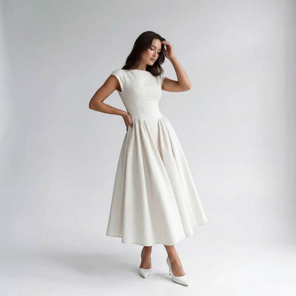 Everly | Vestido Midi Entallado con Vuelo