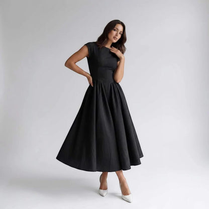 Everly | Vestido Midi Entallado con Vuelo
