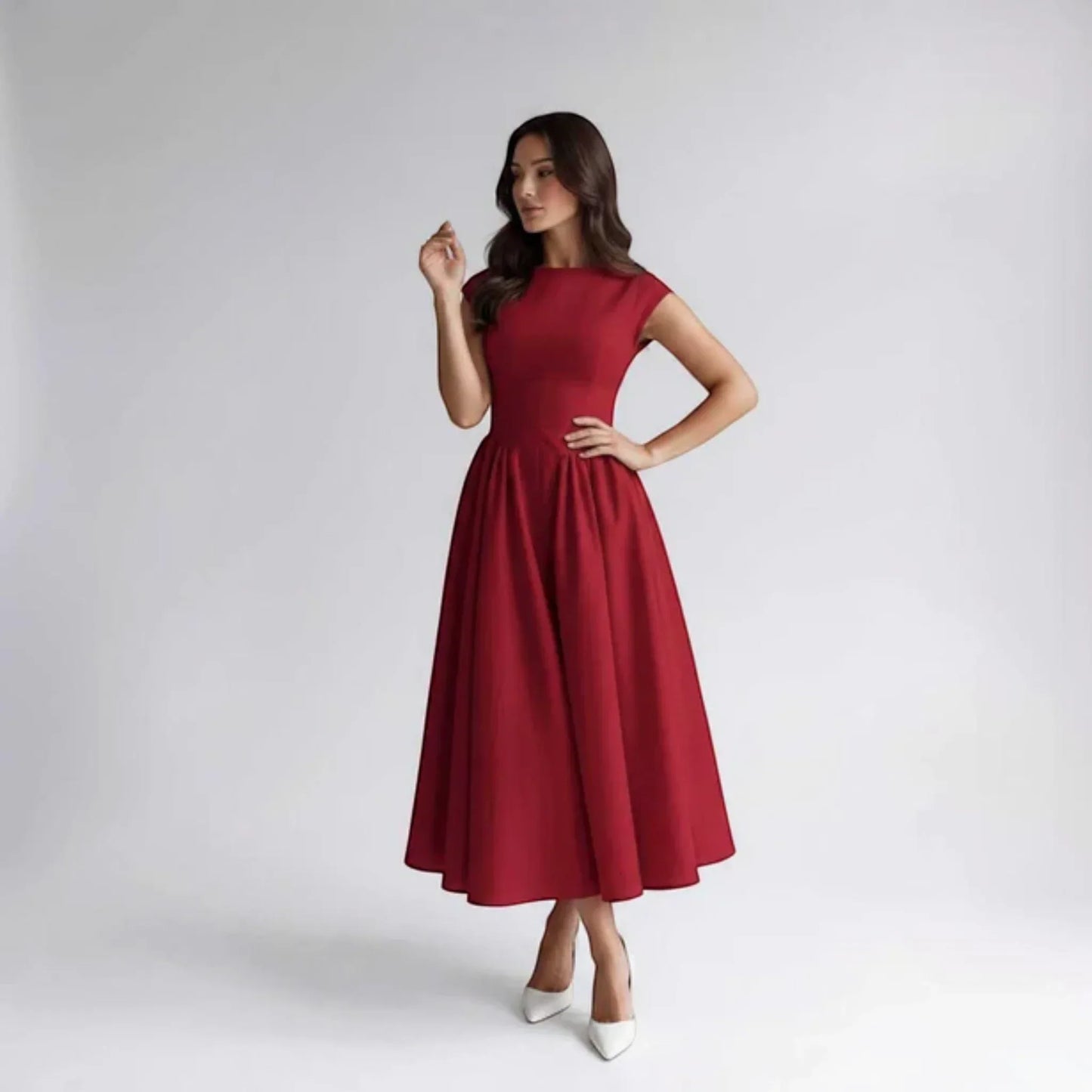 Everly | Vestido Midi Entallado con Vuelo